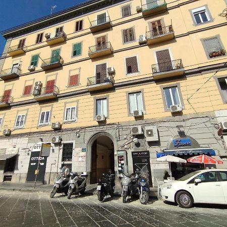 Casa Merisi Al Centro Storico Di Napoli Exterior photo